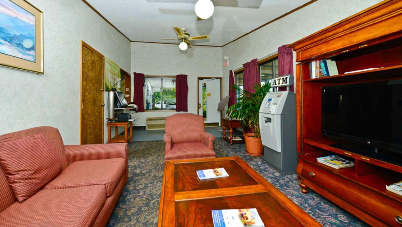 M Star Hotel Covington Esterno foto