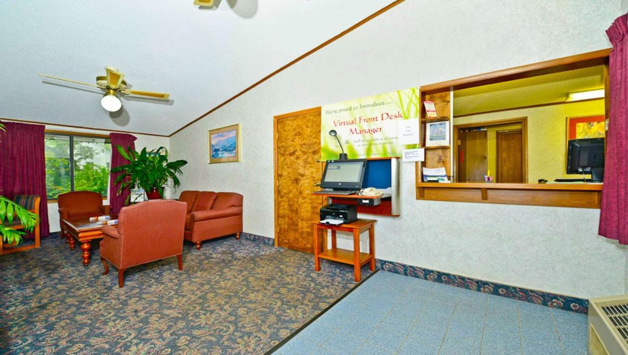 M Star Hotel Covington Esterno foto