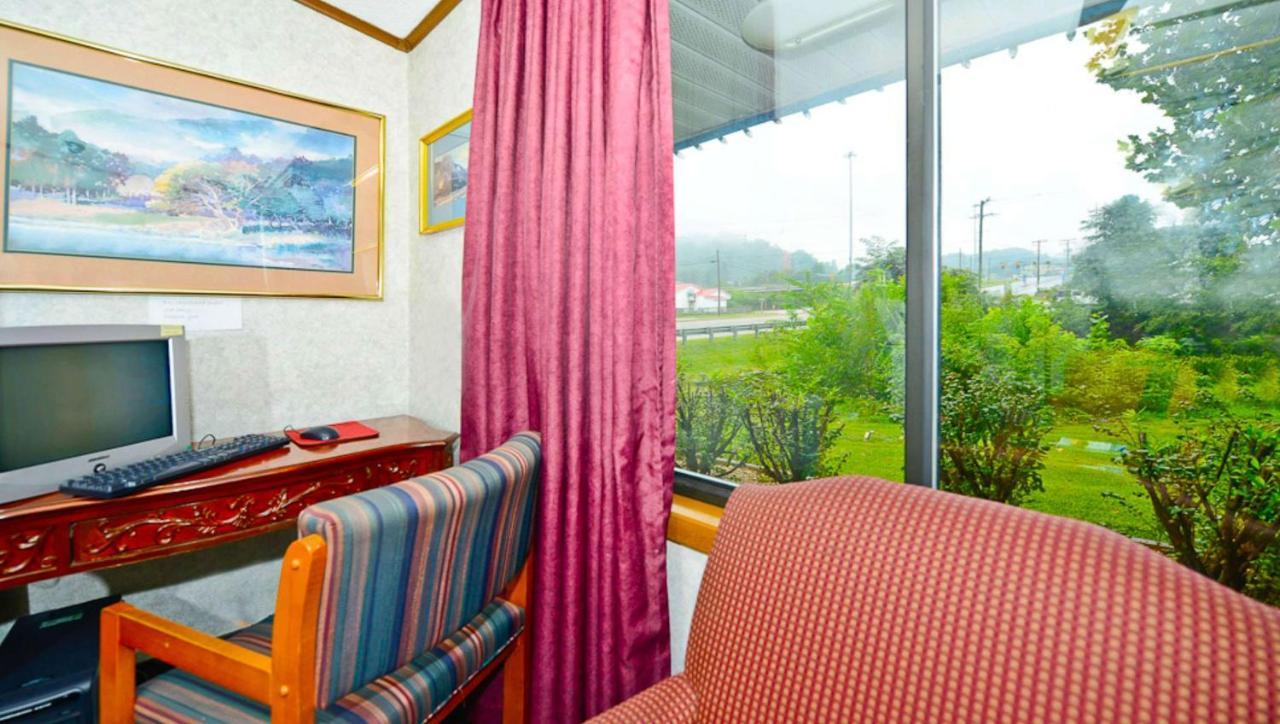 M Star Hotel Covington Esterno foto