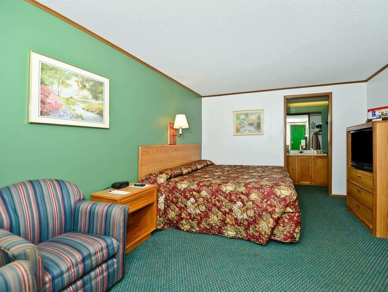 M Star Hotel Covington Esterno foto